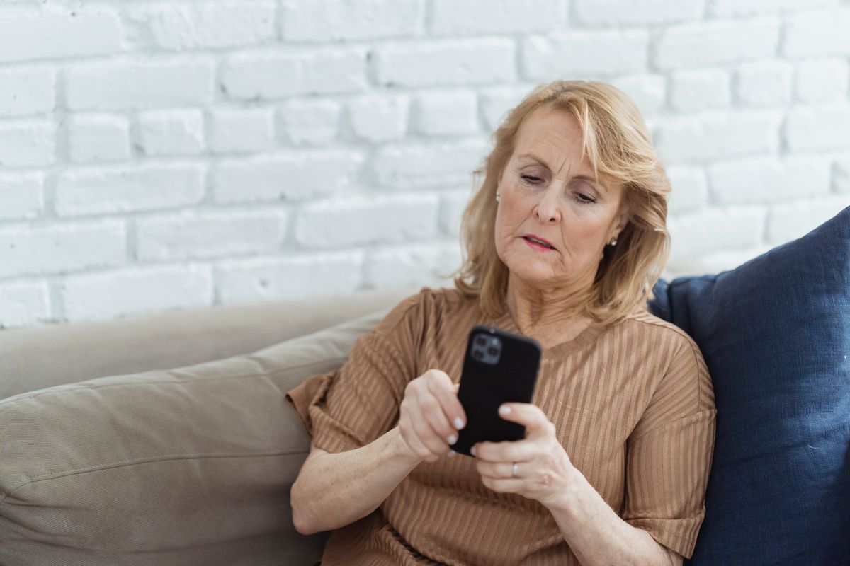 A senior woman noticing a pattern
